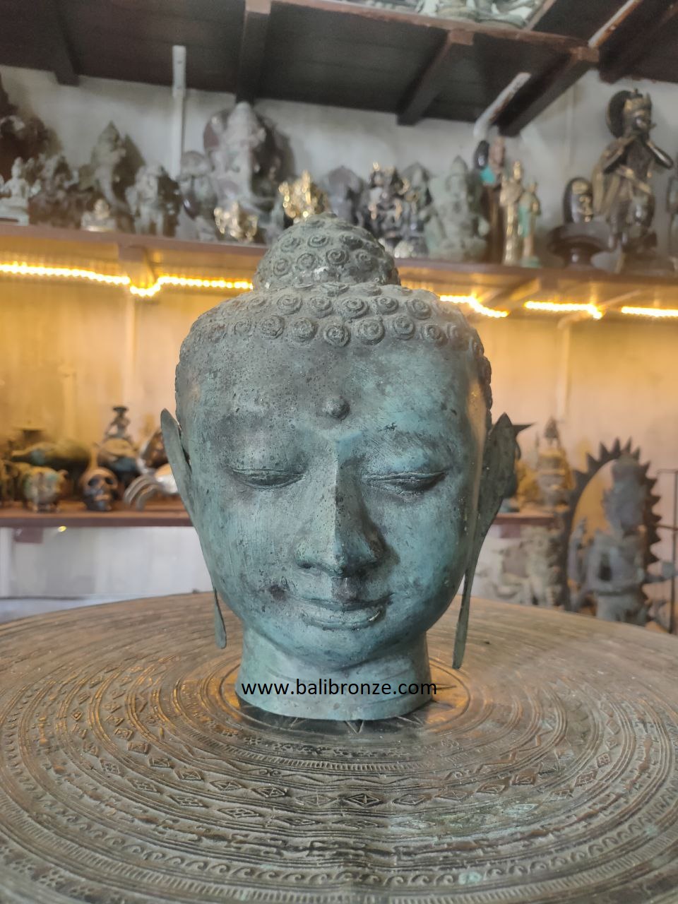 1039 Budha Head 28 cm BI