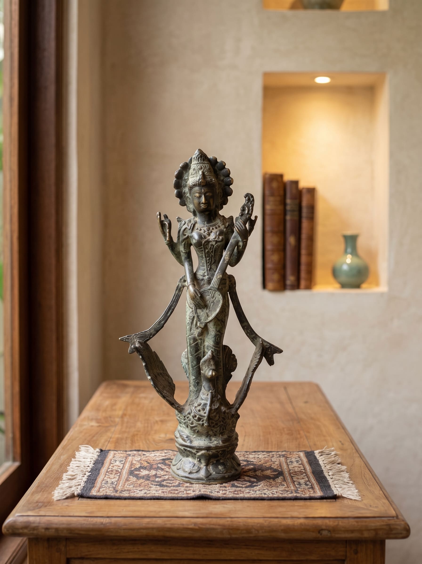 1100 Saraswati Goddess 20 cm GS