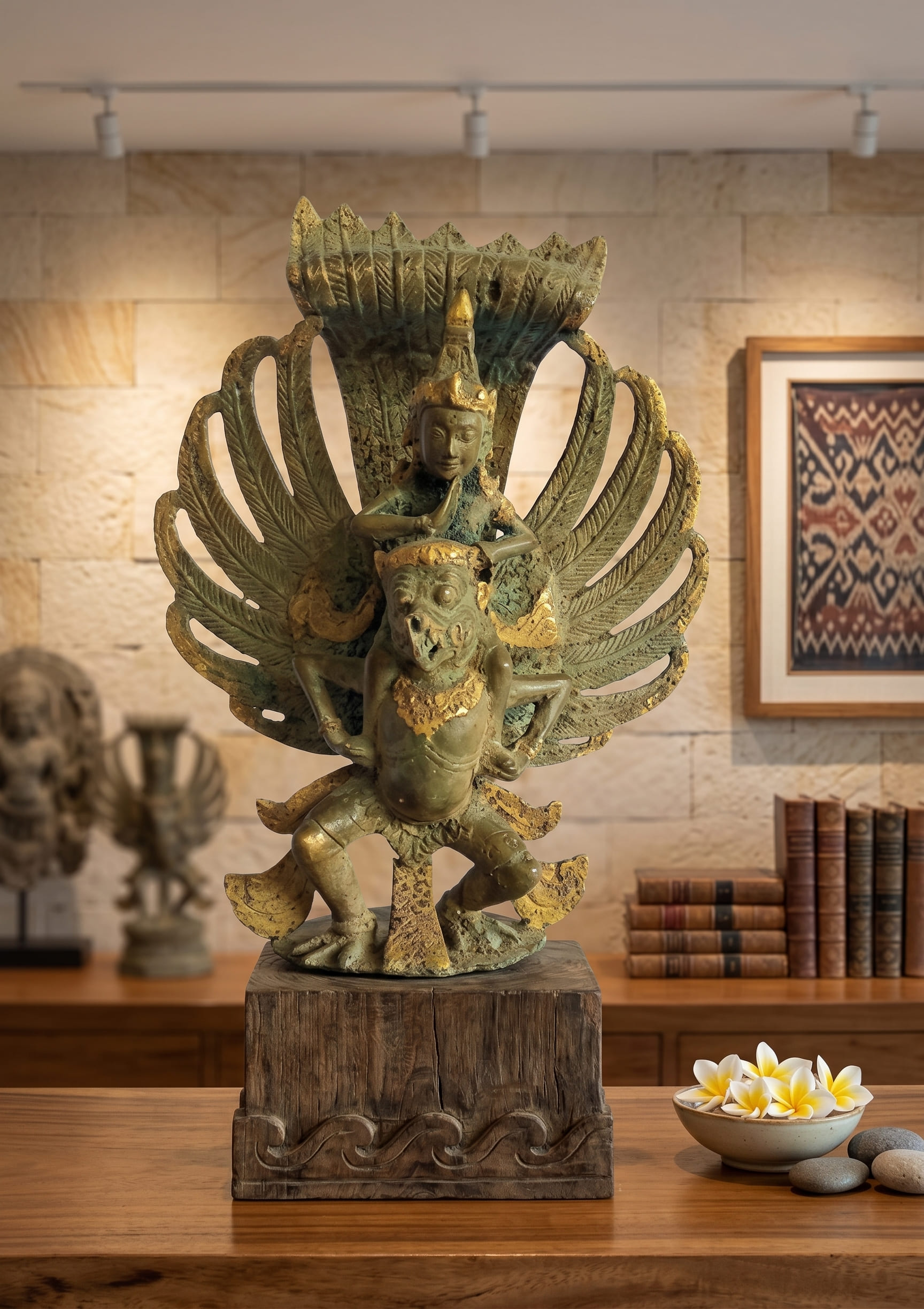 1074 Garuda Wisnu 21 cm TTP